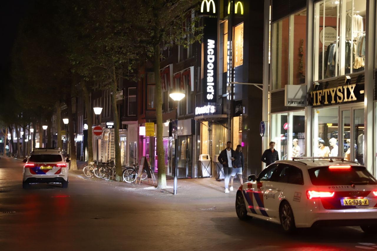 Leeuwarder Door Arrestatieteam Uit Woning Gehaald Na Steekpartij