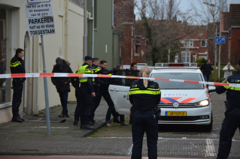 Verwarde man uit woning gehaald