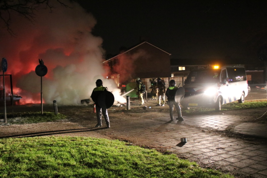 Vijf aanhoudingen bij ME-inzet in Coevorden
