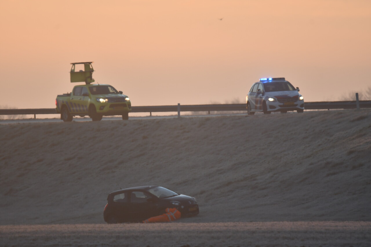 Meerdere ongevallen door gladheid; KNMI geeft code geel af