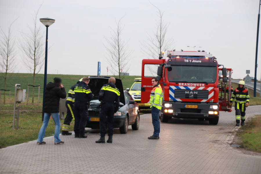 Brandweer Joure opgeroepen voor autobrand