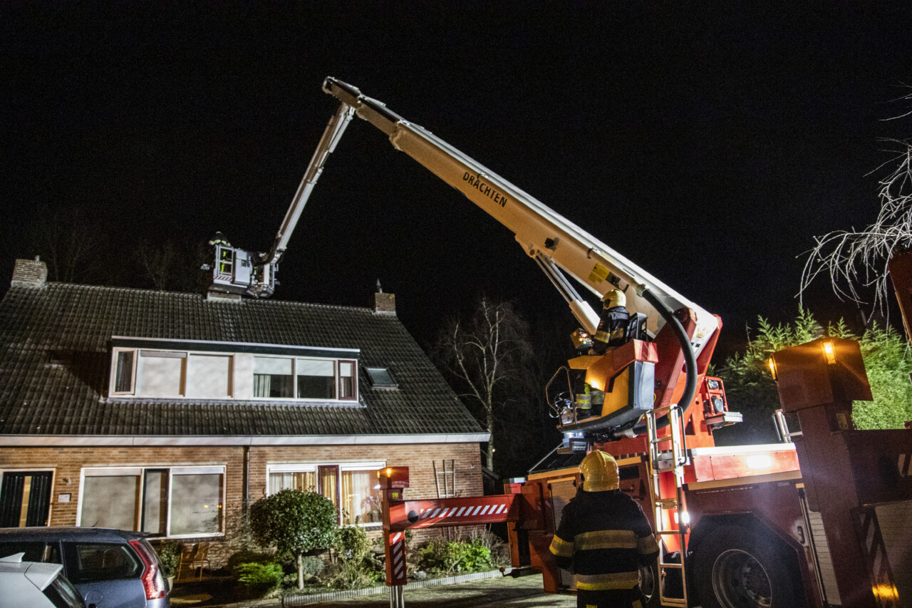 Drachster brandweer ingezet voor schoorsteenbrand in Drachten