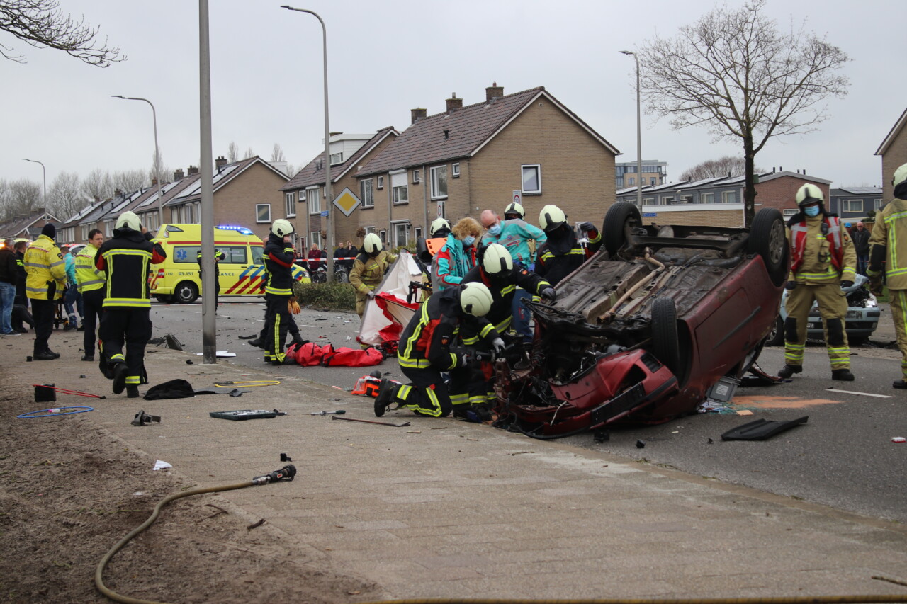 Verdachte aangehouden voor ongeval in Hoogeveen; politie zoekt getuigen (video)