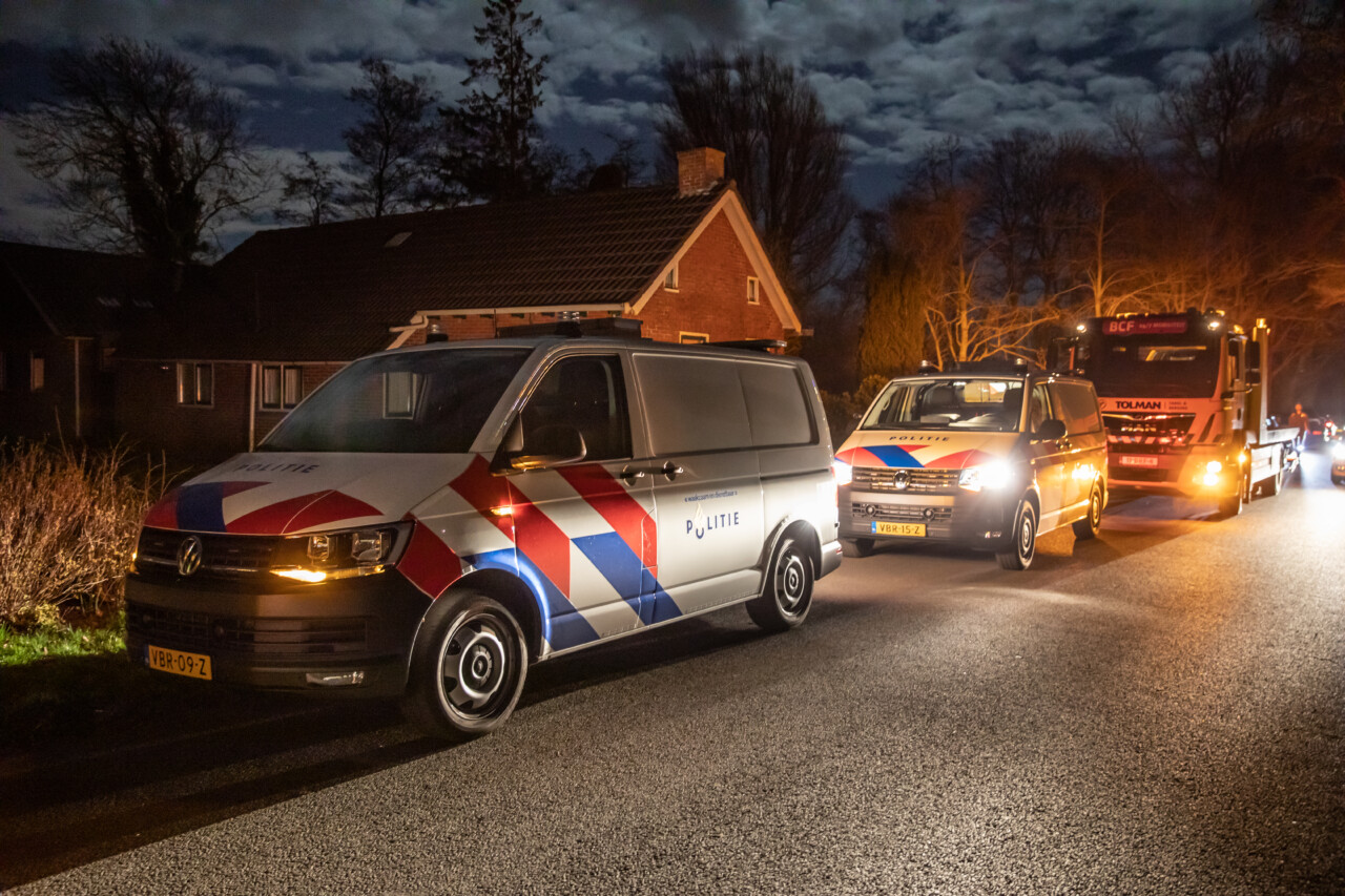 Vrouw ontvoerd na opzettelijke aanrijding Doezum