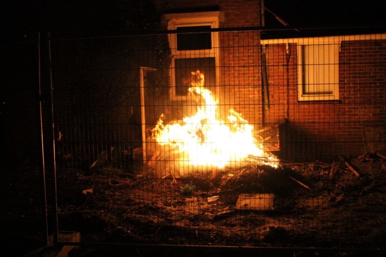 Woningbrand blijkt afvalbrand in Dokkum