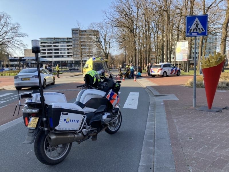 Fietser raakt gewond bij ongeval met auto in Emmen