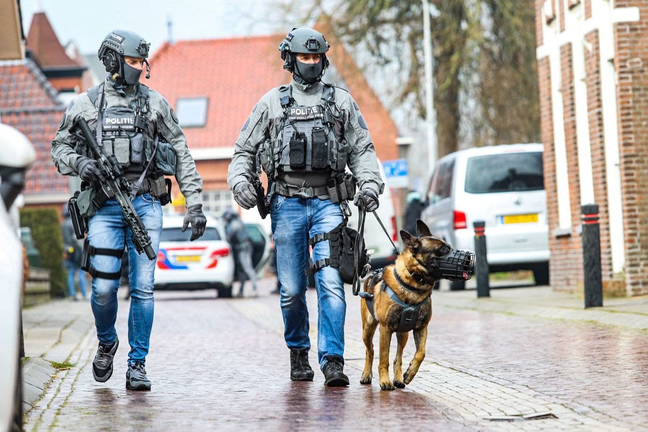Man uit AZC Sint Annaparochie aangehouden op verdenking terrorisme