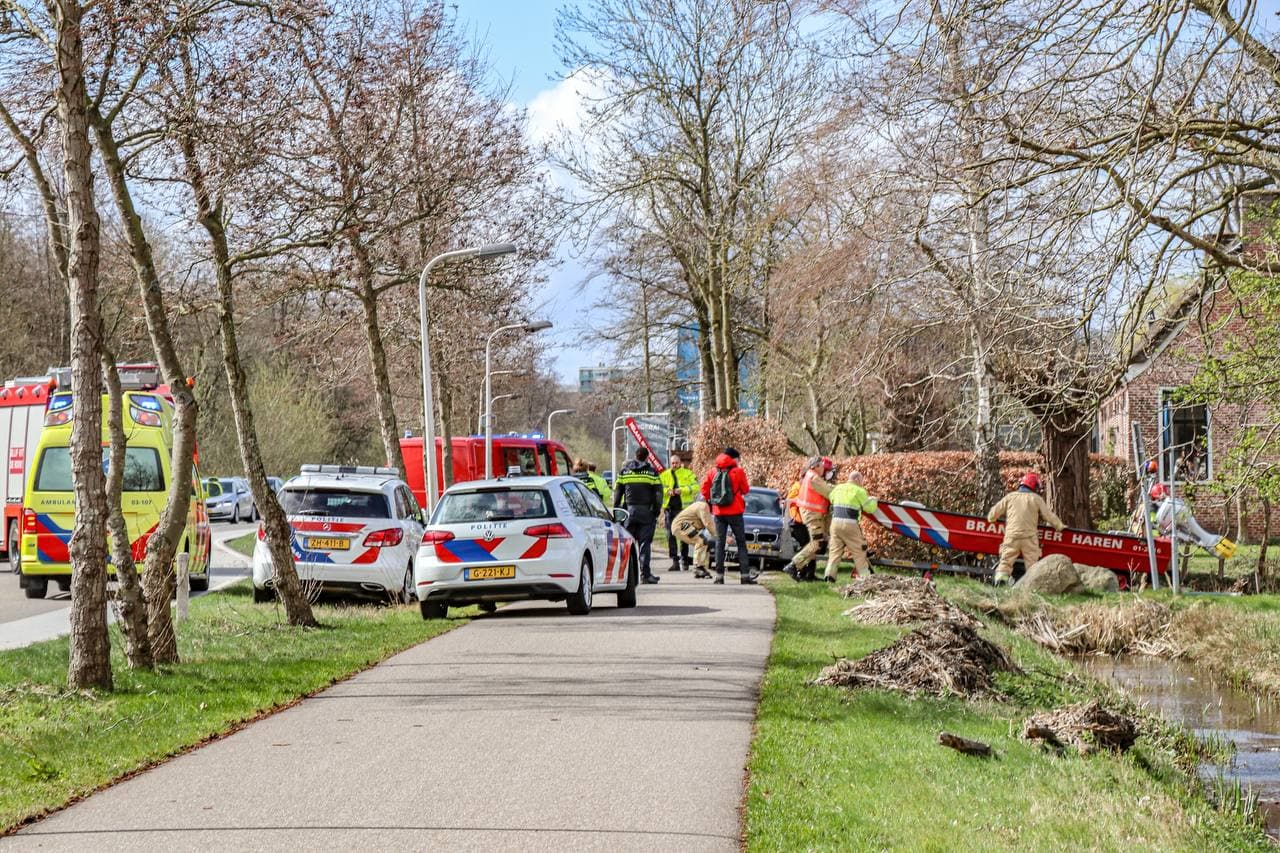 Brandweer ingezet voor bootje in problemen op Paterswoldsemeer