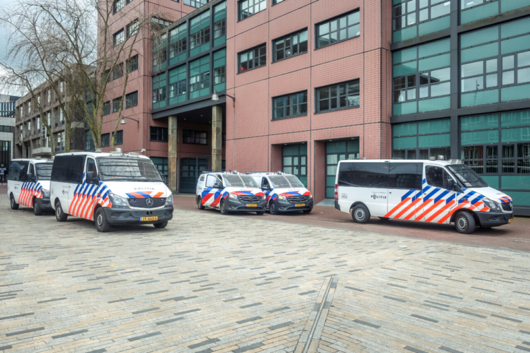 Acht aanhoudingen na ongeregeldheden in Leeuwarden