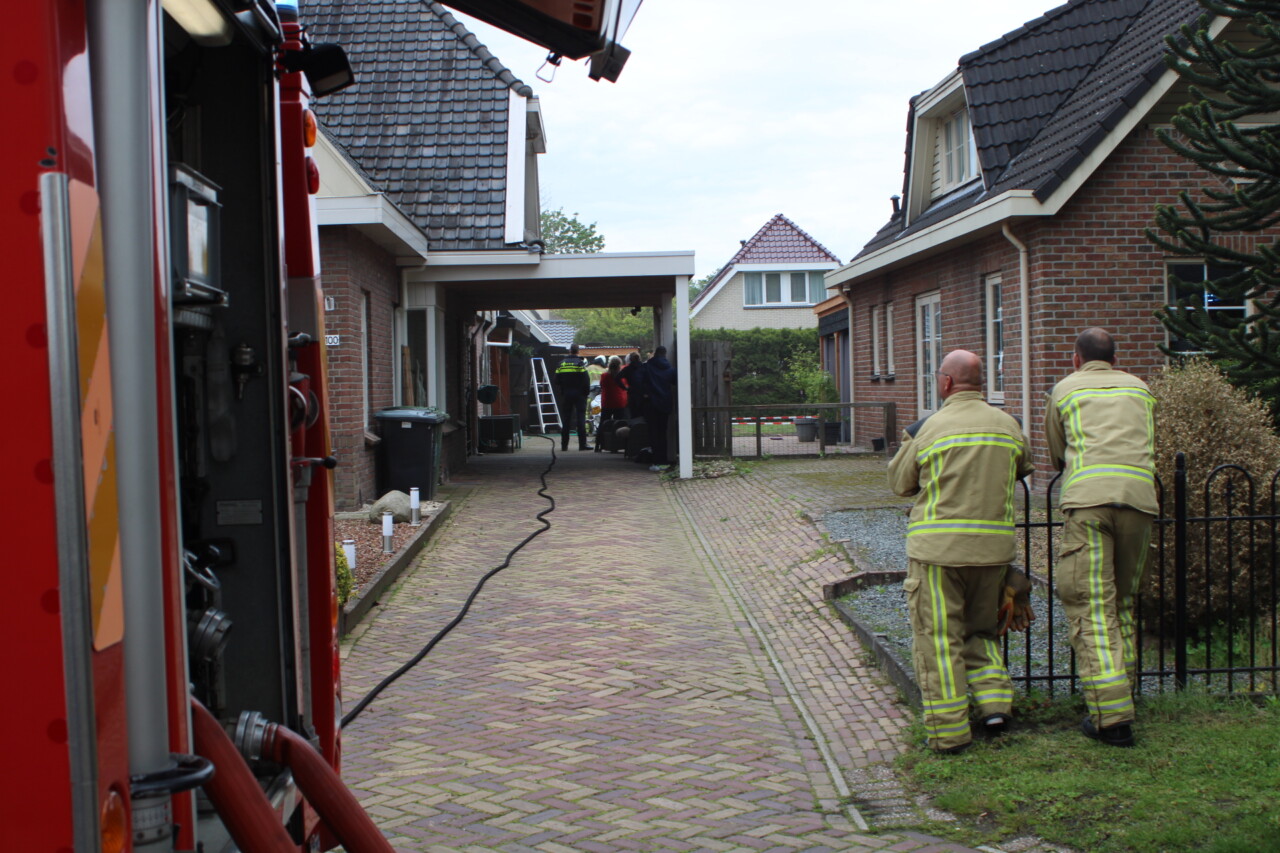 Brand in schuurtje snel geblust in Nieuw-Amsterdam