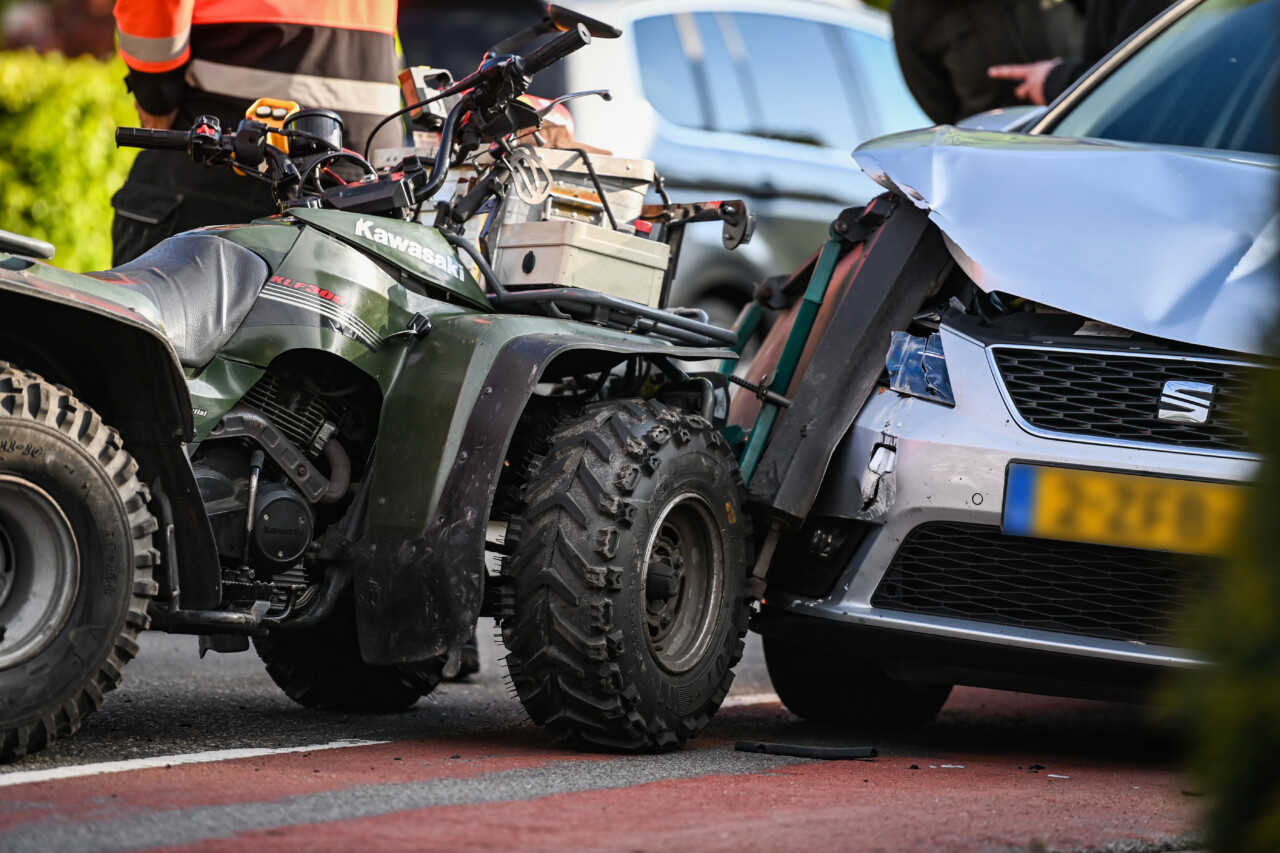 Quadbestuurder gewond na aanrijding met auto in Slochteren