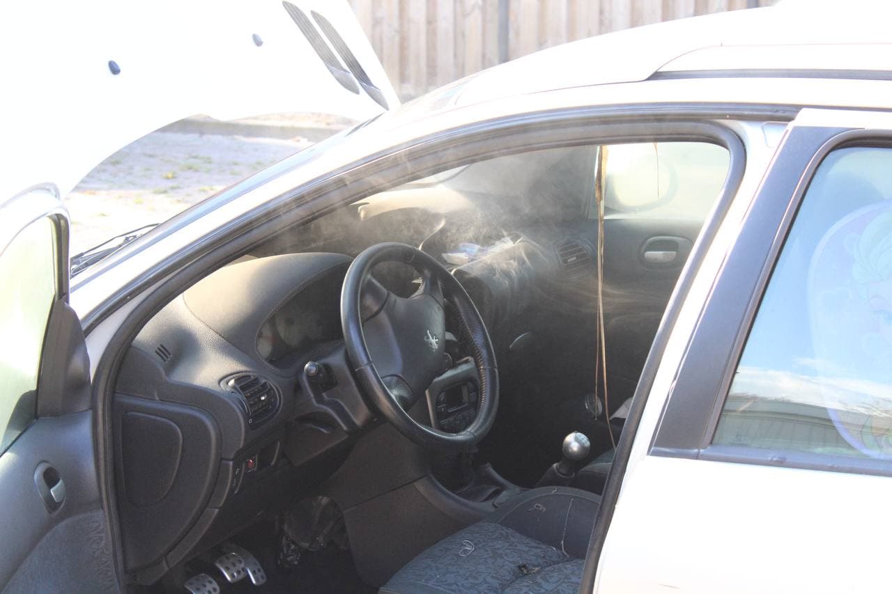 Auto beschadigd door brand