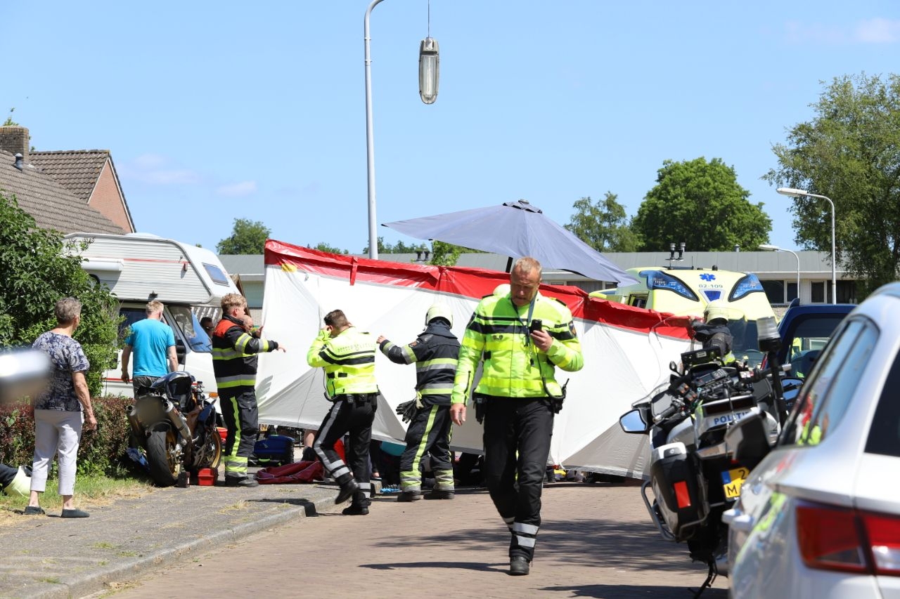 Motorrijder ernstig gewond bij ongeval in Drogeham (Video)