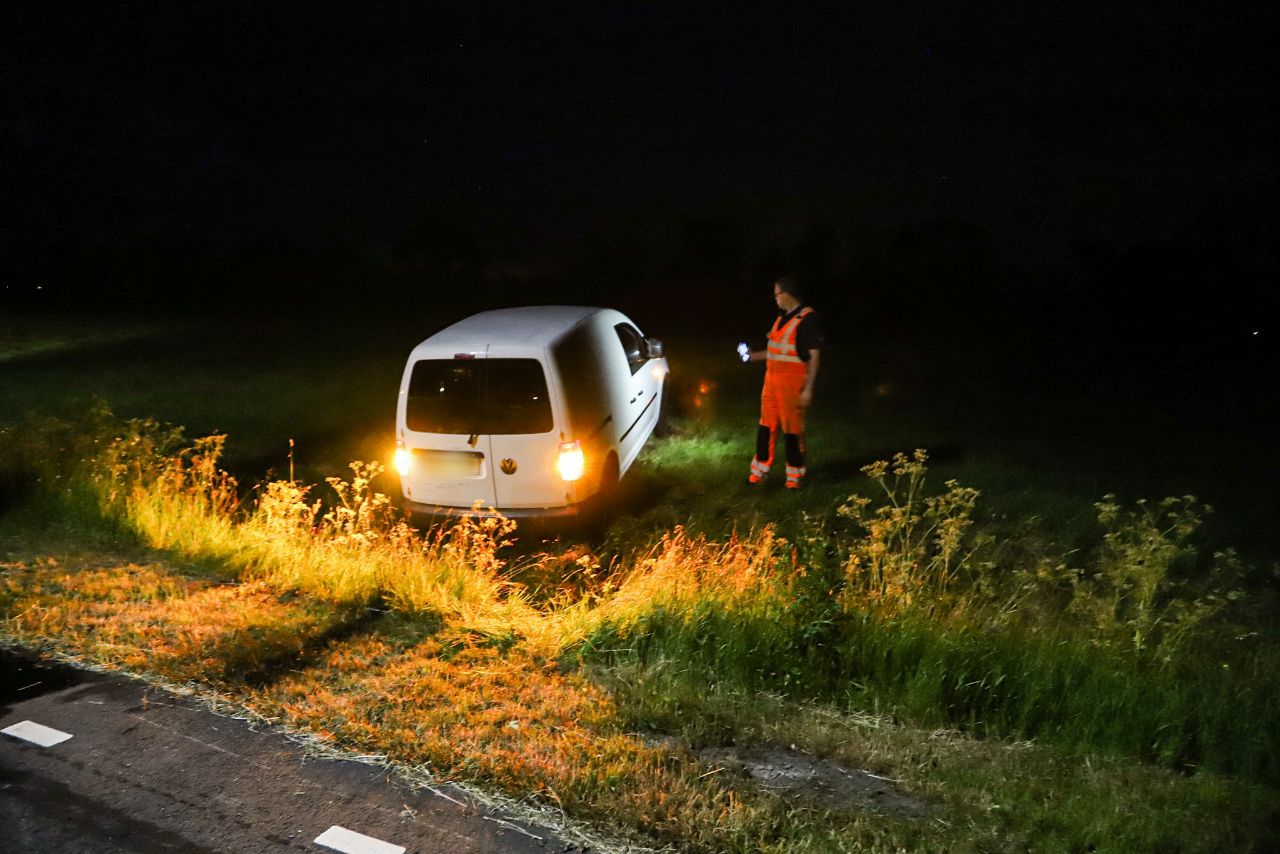Verdachte omstandigheden bij ongeval in Ureterp; oliespoor leidt naar tweede voertuig