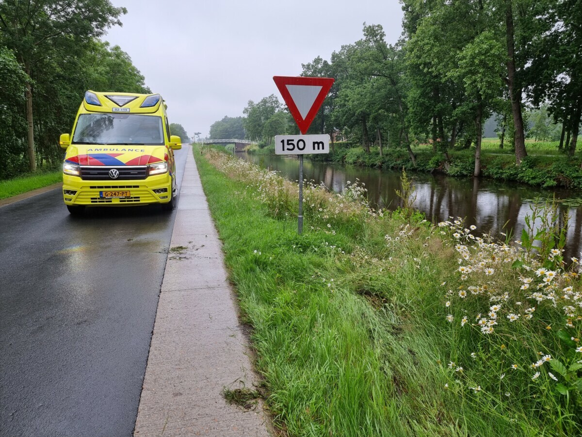 Dronken scooterrijder onderuit op Trekweg