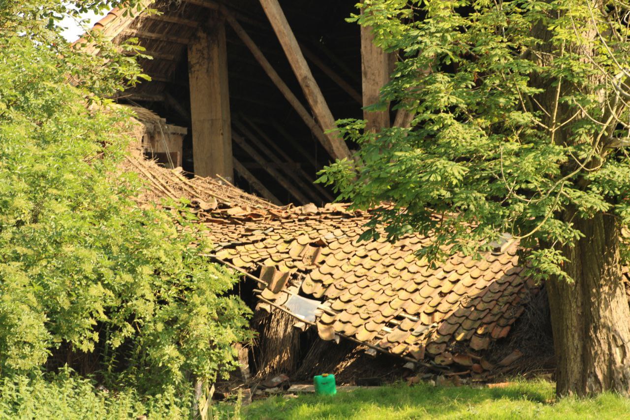 Schuur ingestort in Hommerts