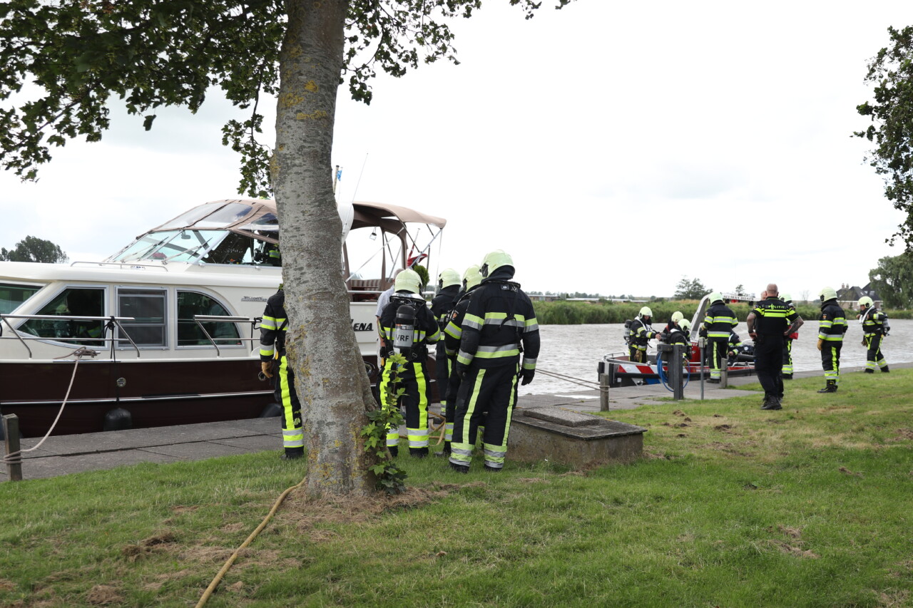 Gewonde bij bootbrand in Joure