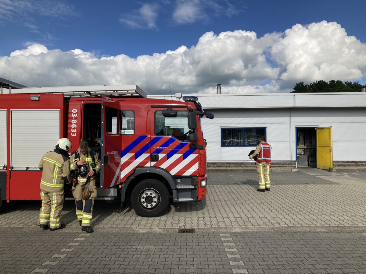 Bedrijf korte tijd ontruimd na brand