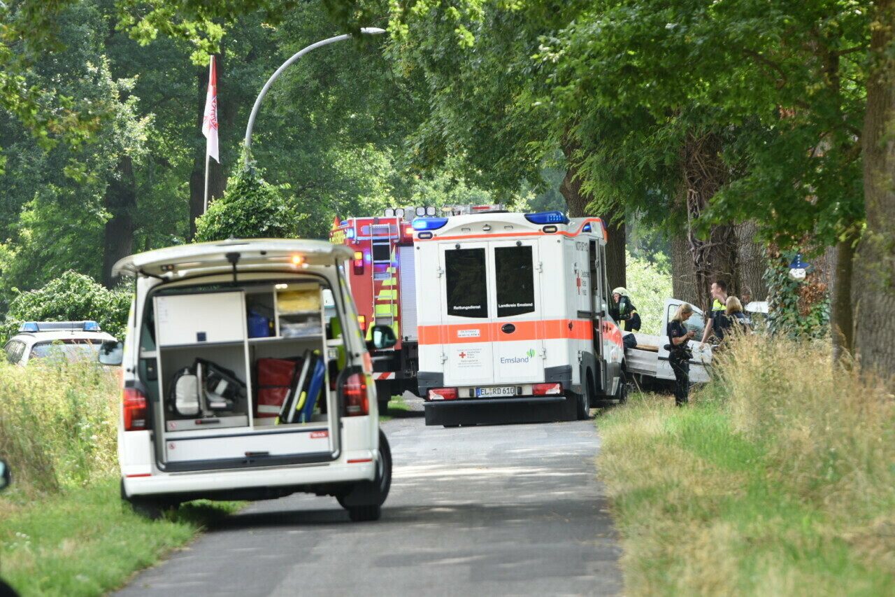 Man (25) ernstig gewond bij eenzijdig ongeval in Duitse Haren