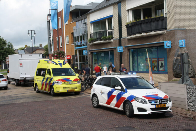 Man gewond na beknelling in verhuislift in Borger