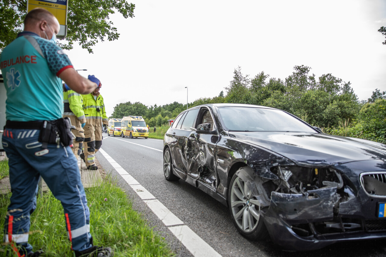 Ongeval met drie voertuigen bij op- en afrit A7 Boerakker