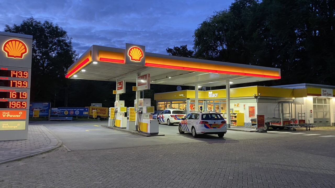 Overval op Shell Tankstation in Groningen; dader gevlucht