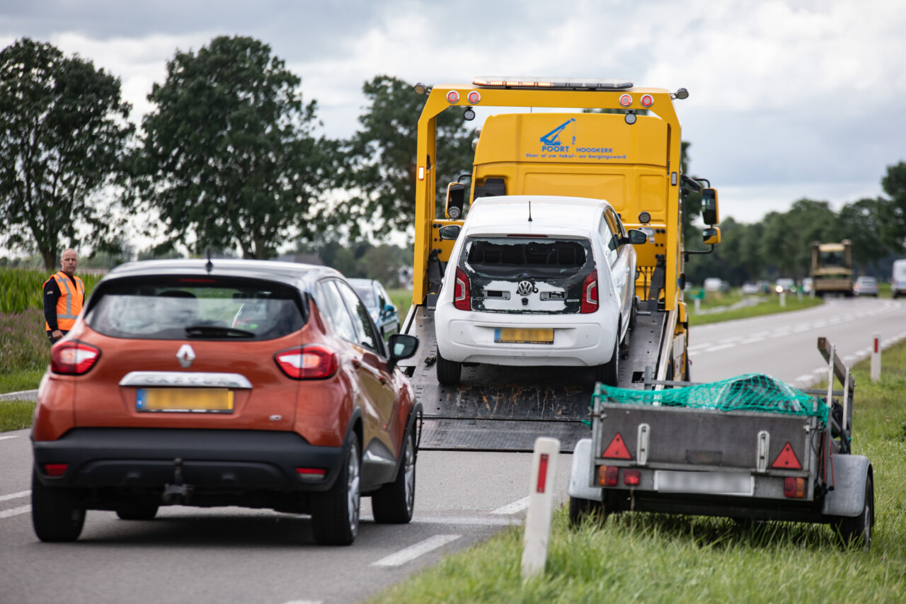 Kop-staartbotsing op N355 bij Noordhorn