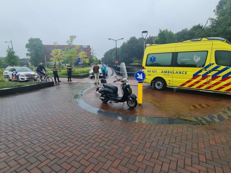 Scooterrijder gewond bij ongeval in Assen