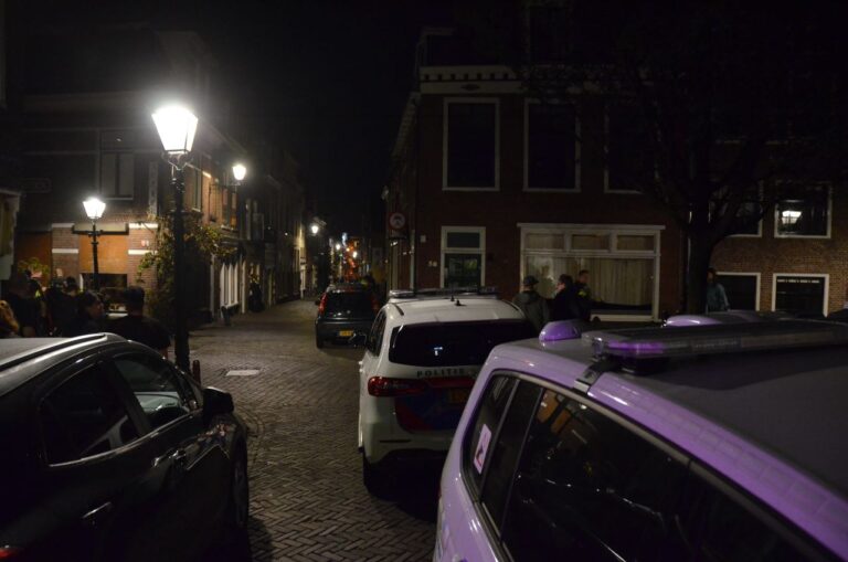 Twee personen aangehouden na beroving in Leeuwarden