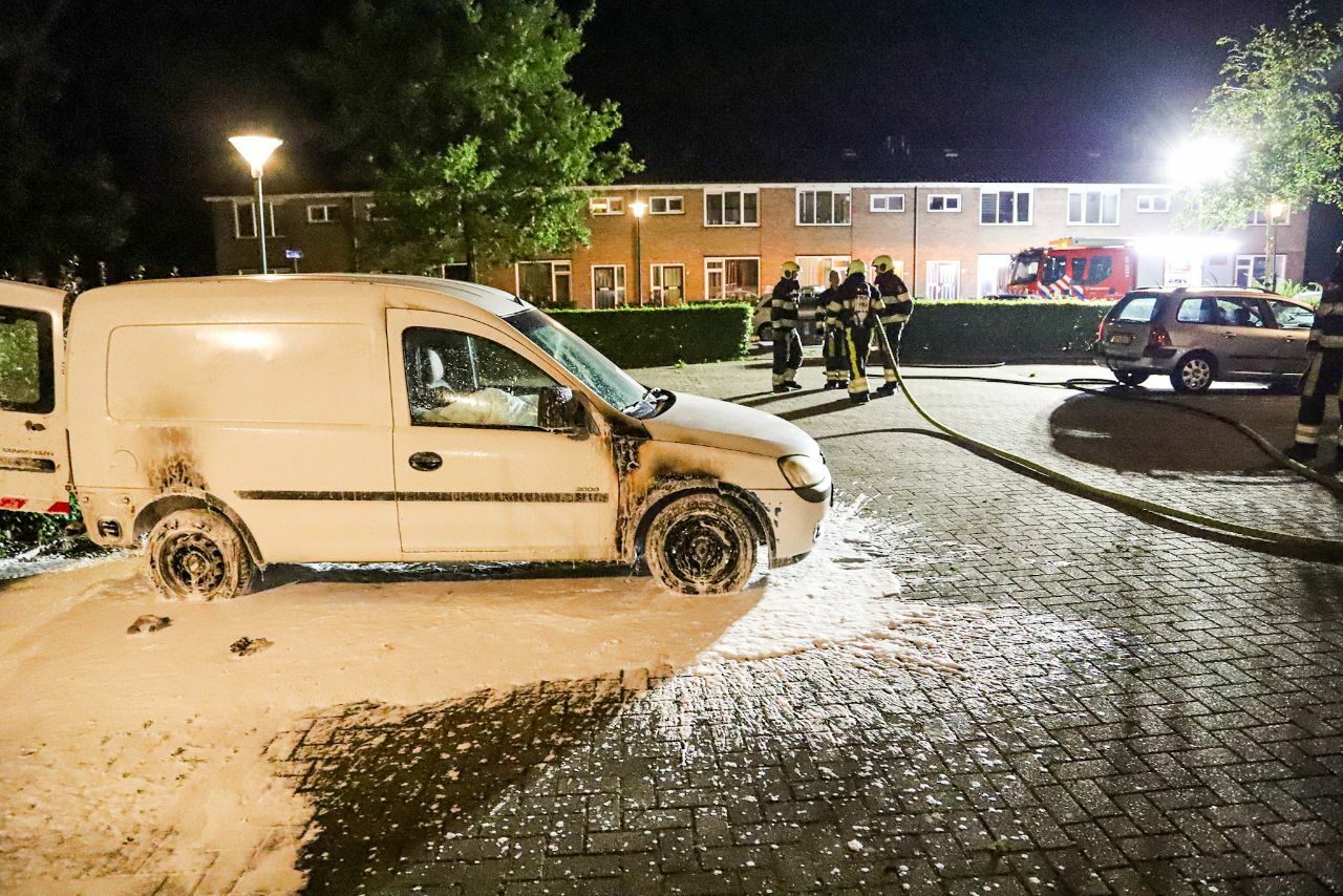 Opnieuw auto in brand gestoken in Drachten