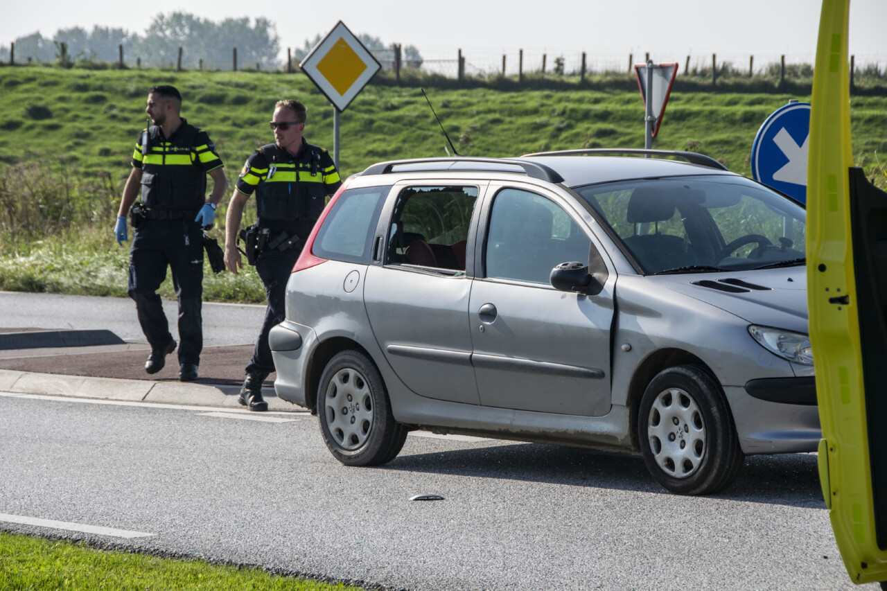 Fietser gewond bij aanrijding in Zoutkamp