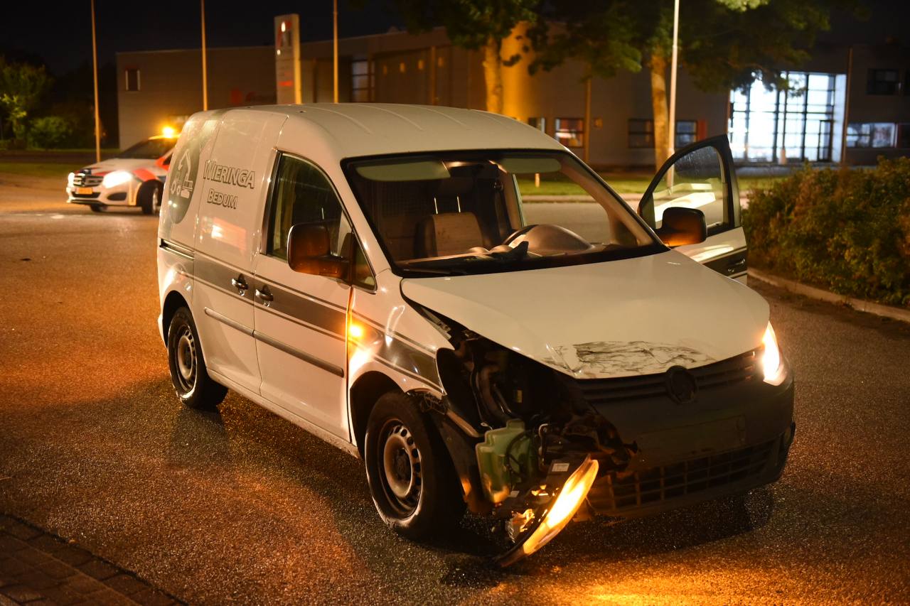 Automobilist gewond na forse botsing op kruispunt in Winschoten