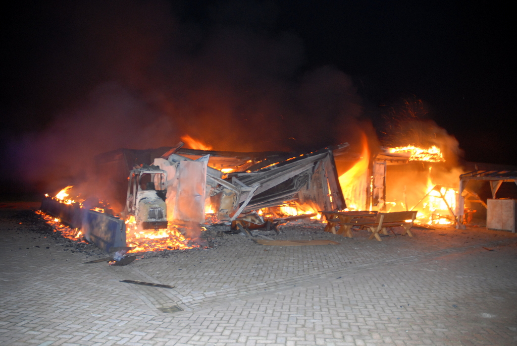 Schuur verwoest door brand in Opende