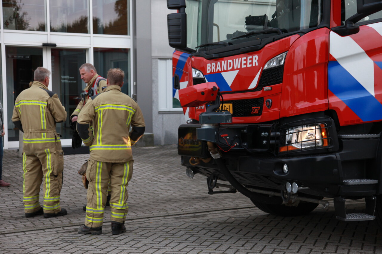 Bedrijfspand ontruimd na melding van koolmonoxide in Tynaarlo
