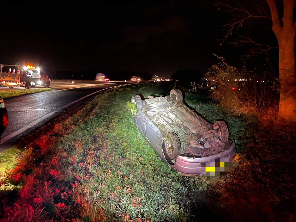 Twee ongevallen op A7; één auto raakt op de kop