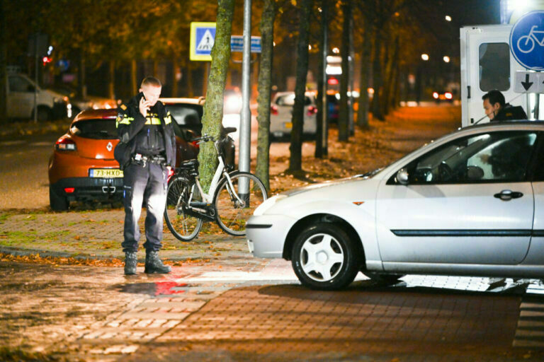 Fietsster gewond bij aanrijding met auto in Sappemeer