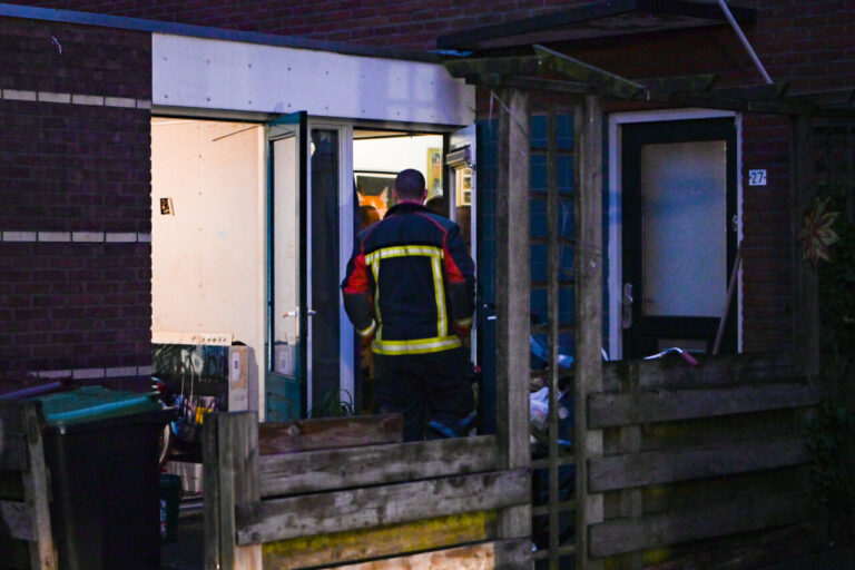Kortsluiting zorgt voor kleine brand in woning Hoogezand