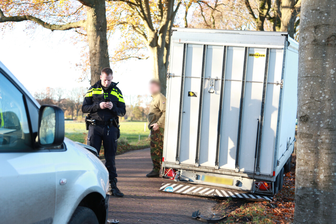 Gewonde bij kop-staart botsing in Oudemolen (Drenthe)