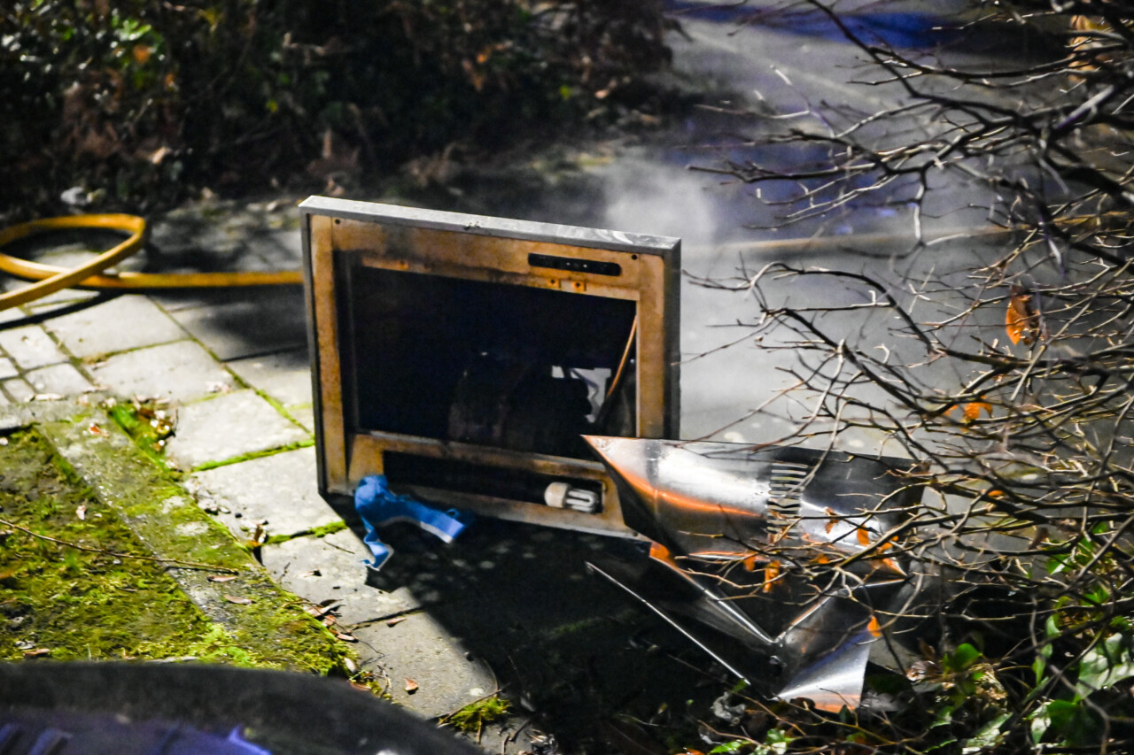Veel rookontwikkeling door keukenbrand in Hoogezand