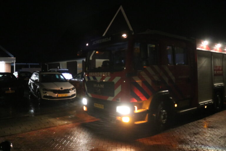 Storm Dudley gaat aan de haal met metalen tuinhuis in Scheemda