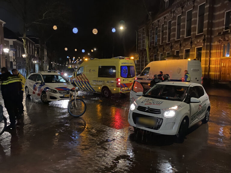 Fietser gewond bij botsing met pizzabezorger in Assen