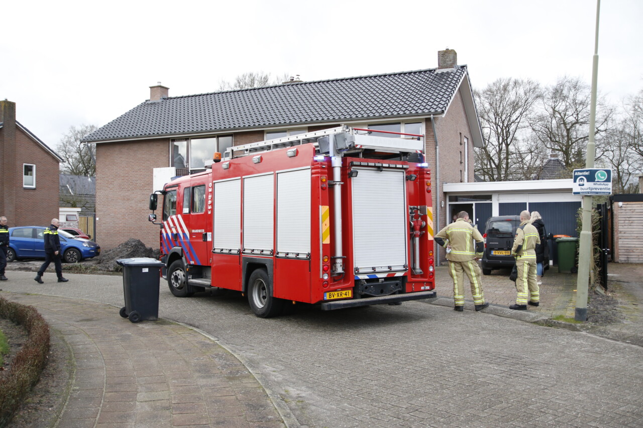 Brandweer ingezet voor gaslucht in woning in Emmen