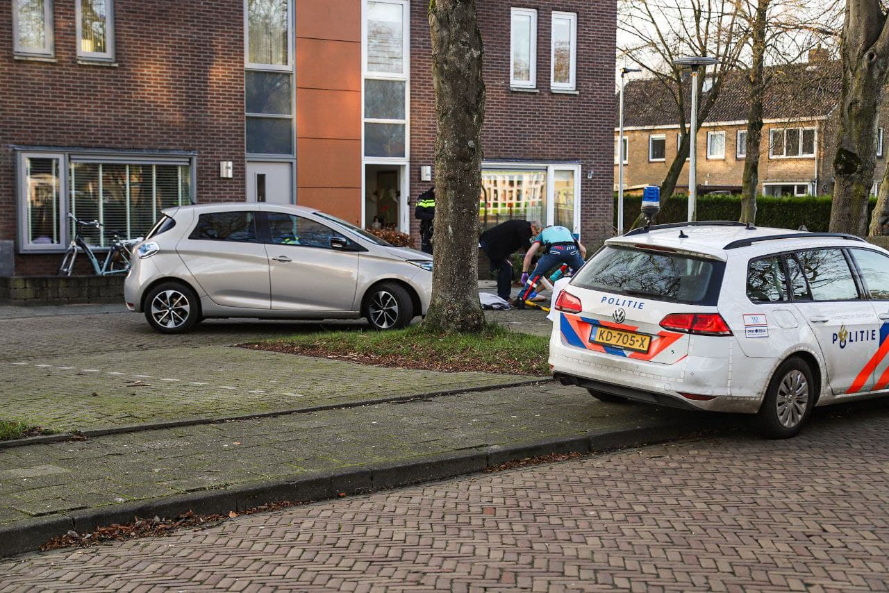Man rijdt vrouw omver in Drachten