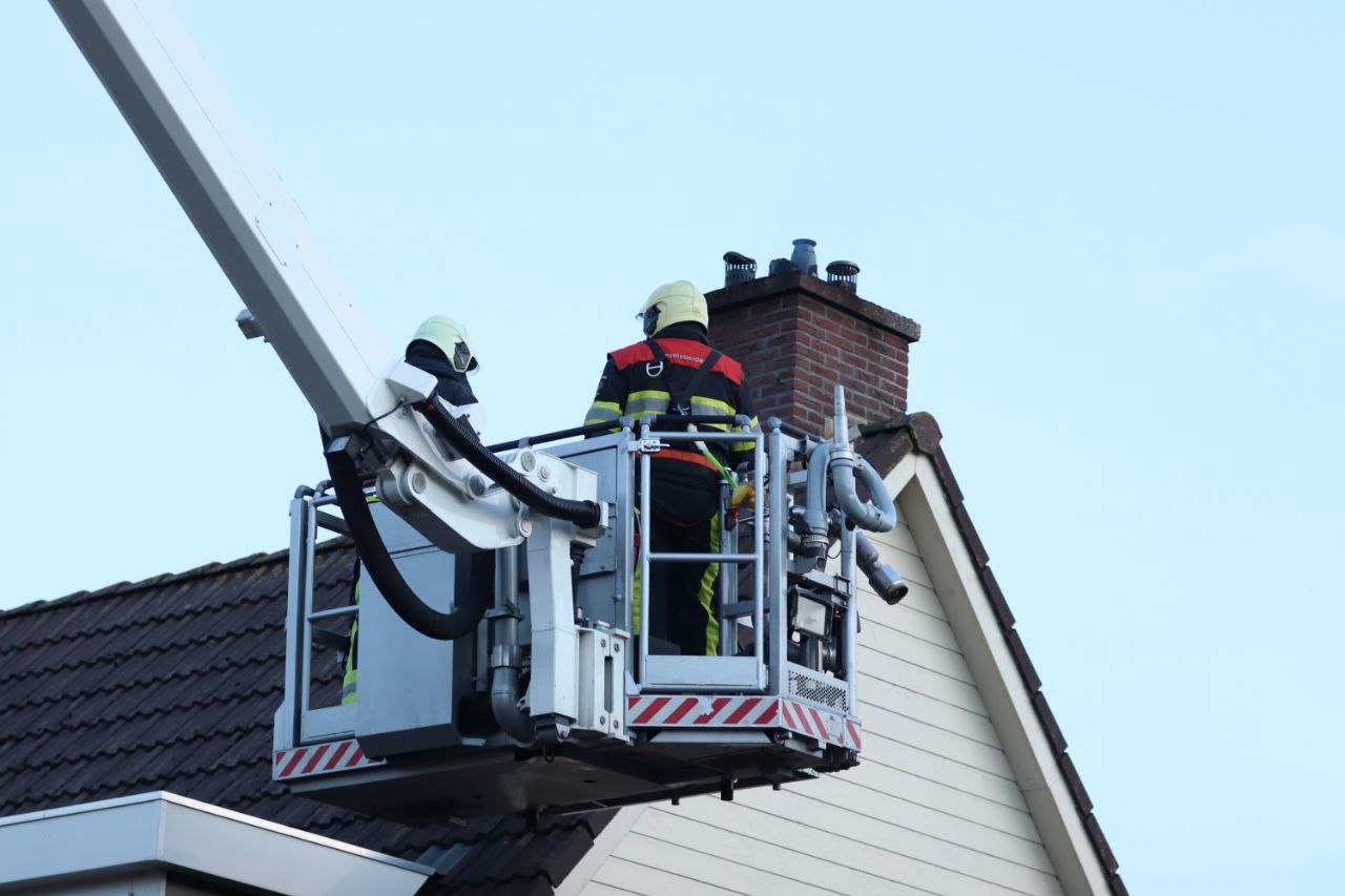 Brandweer ingezet voor schoorsteenbrand in Lemmer