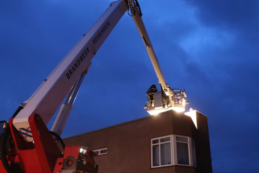 Brandweer rukt uit voor schoorsteenbrand in Aldeboarn