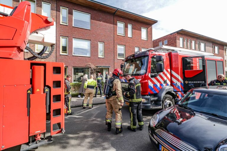 Brandweer ingezet voor woningbrand in Groningen