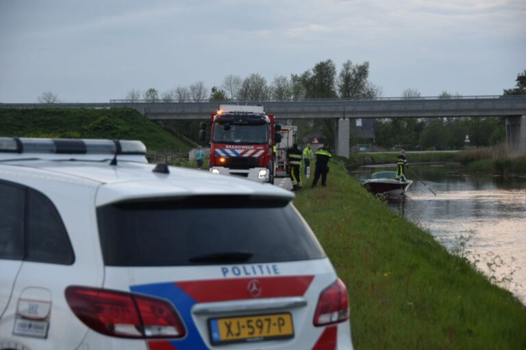 Hulpdiensten ingezet voor mogelijk voertuig te water in Walterswald