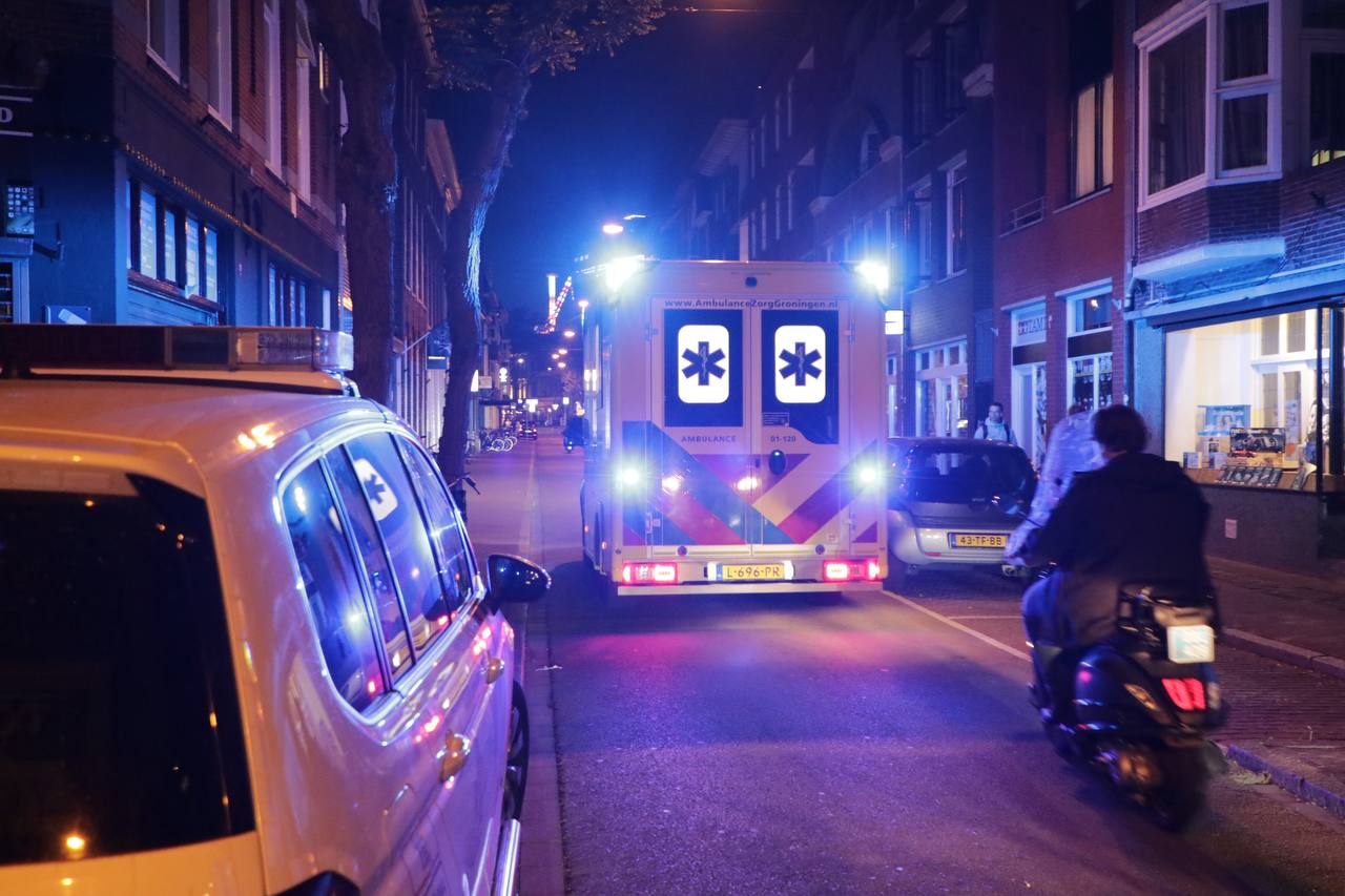 Persoon zwaargewond na steekincident in Groningen