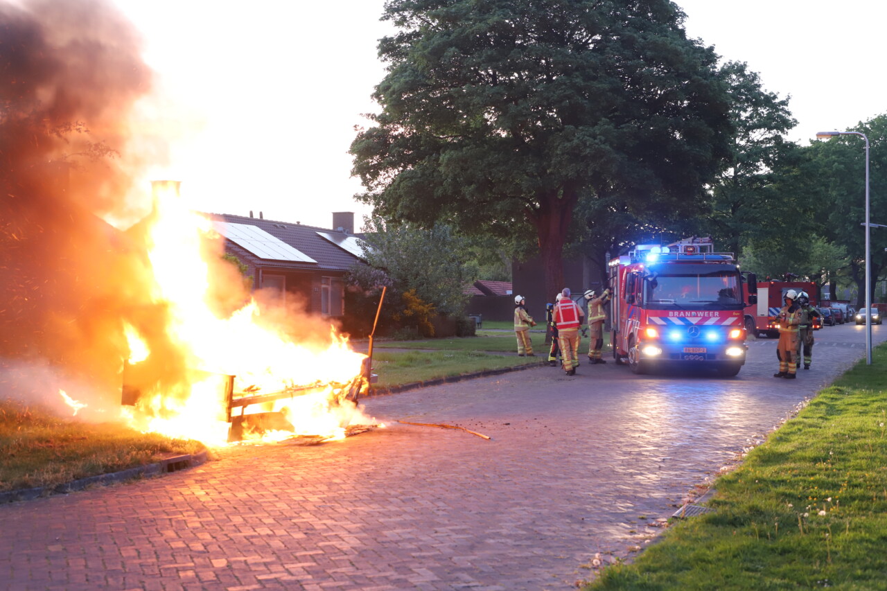 Aanhanger in brand in Hoogeveen