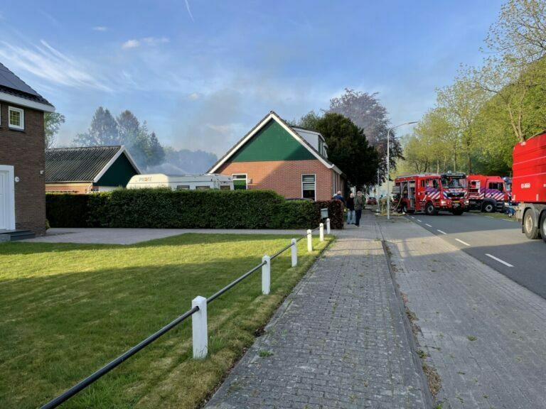 Veel rookontwikkeling bij brand in schuurtje in Valthermond